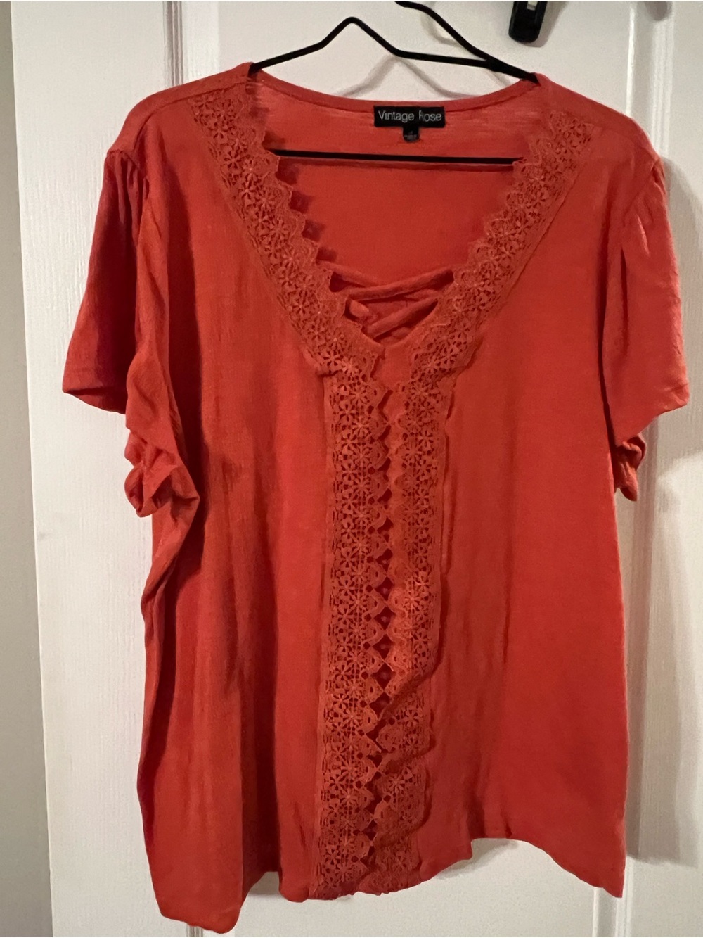 Vintage Rose Coral Lace-Trim Short Sleeve Tee